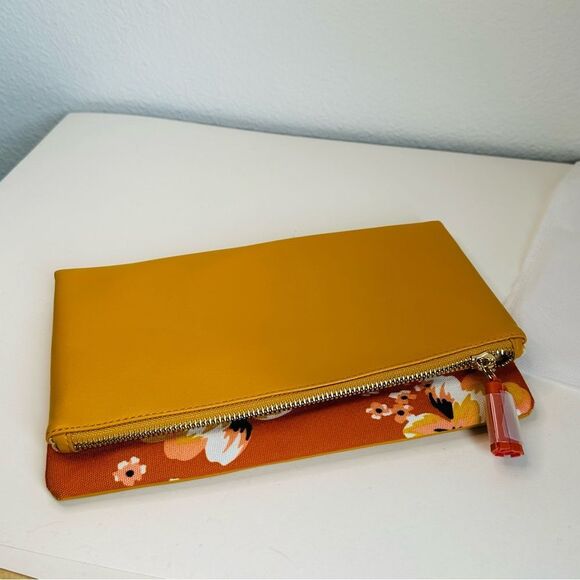 Rachel Pally Orange Floral Vegan Leather Folding Clutch Bag NWT - Picture 3 of 3